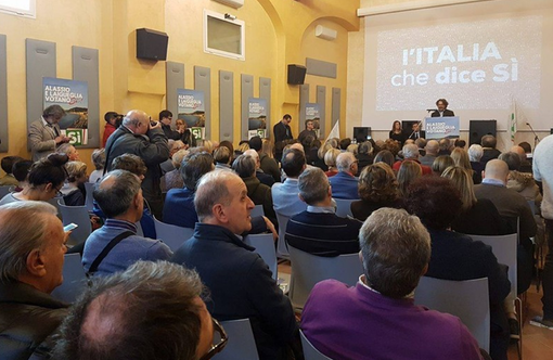 Alassio, malore dopo l'intervento del ministro Boschi all'assemblea dei Balneari