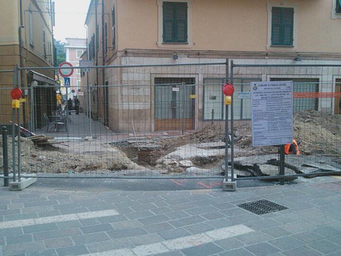 Nessun reperto di valore storico negli scavi di via Drione a Finalpia