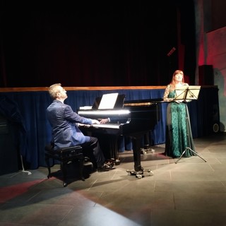 Savona, il soprano Linda Campanella al Teatro Sacco per i 50 anni di Assonautica Savona, il soprano Linda Campanella al Teatro Sacco per i 50 anni di Assonautica