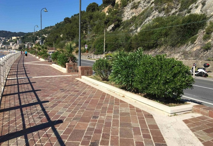 Detrattori della passeggiata di Alassio: Angelo Galtieri replica a Patrizia Nattero