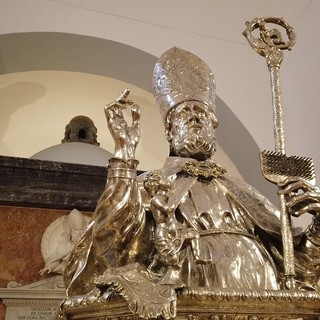 Oggi si celebra San Biagio: storia del Martire che protegge dal mal di gola