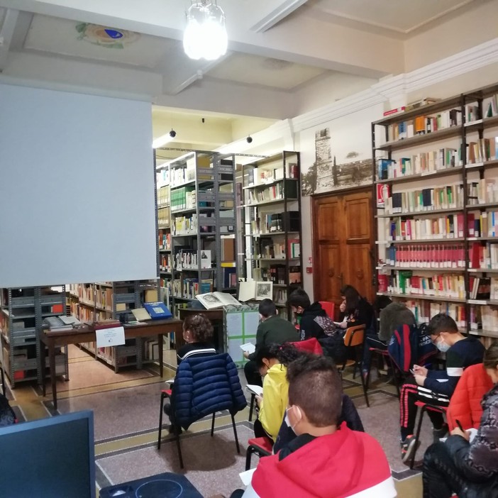Albenga, giornate FAI per le scuole: visite esclusive a cura degli Apprendisti Ciceroni Albenga, giornate FAI per le scuole: visite esclusive a cura degli Apprendisti Ciceroni