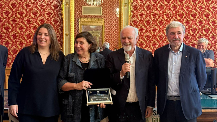A Savona il convegno internazionale “Save the Green”: riconoscimenti a Lady Hanbury, Marcus Bicknell e alla famiglia Ricci per la valorizzazione del patrimonio botanico A Savona il convegno internazionale “Save the Green”: riconoscimenti a Lady Hanbury, Marcus Bicknell e alla famiglia Ricci per la valorizzazione del patrimonio botanico