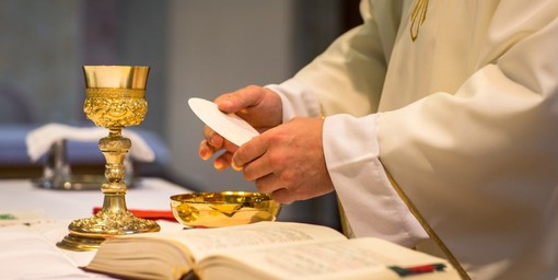A Varazze si celebrano la Natività di Maria e l'Esaltazione della Croce A Varazze si celebrano la Natività di Maria e l'Esaltazione della Croce