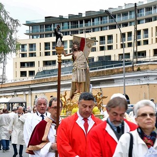 Savona, la processione del Cristo Risorto (FOTO)