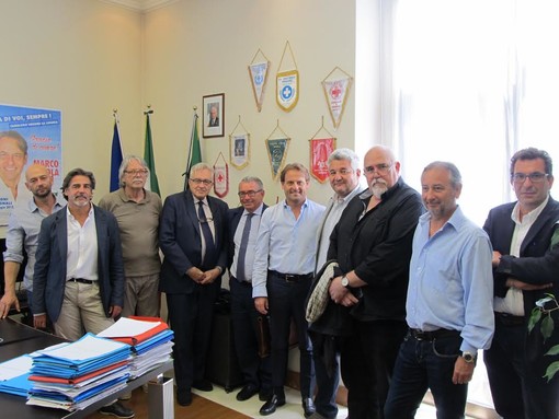 Demanio, l'assessore Scajola corre in aiuto ai comuni costieri