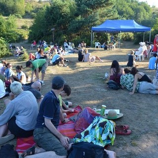 "Suoni sul pizzo d’Evigno": domenica 7 agosto trekking, cena e concerto