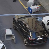 Savona, un cittadino: “Giornata di vento, bidoni a spasso: dovrà farsi male qualcuno per affrontare seriamente la situazione?”