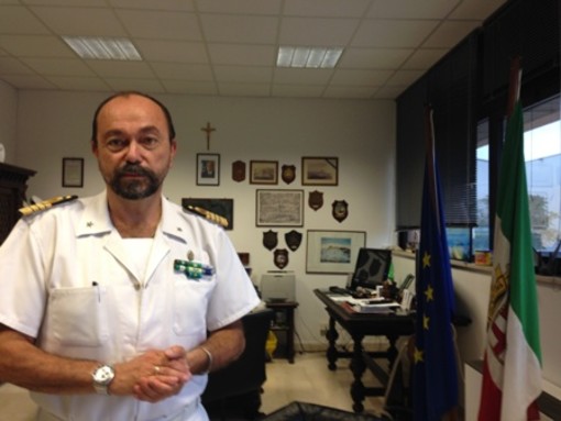 Il comandante della Capitaneria di Porto di Savona Enrico Moretti