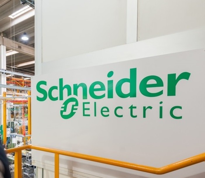 Cairo, vendita stabilimento Schneider: domani (8 ottobre) sciopero dei lavoratori
