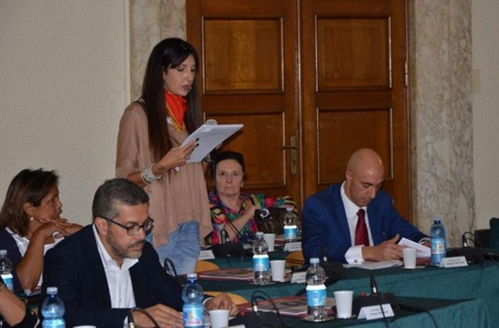 Simona Saccone Tinelli (UGL): "Alle magliette rosse pro immigrazione rispondiamo con quelle bianche per i morti sul lavoro"