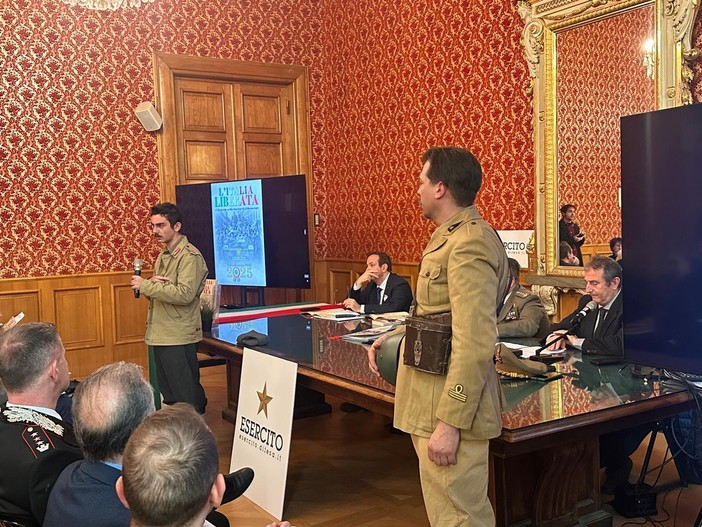 Un omaggio alla memoria: Savona ospita la presentazione del Calendario dell’Esercito 2025 Un omaggio alla memoria: Savona ospita la presentazione del Calendario dell’Esercito 2025
