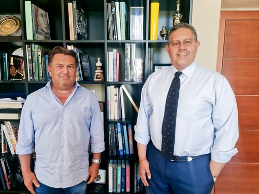 Savona 2021, Pietro Santi sarà il capolista di Cambiamo alle comunali. Toti: "Guardiamo al futuro e lavoriamo per 5 anni di crescita"