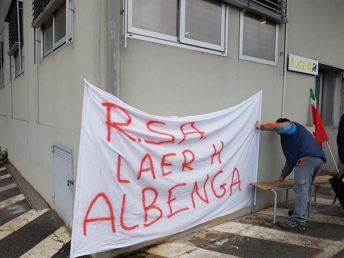 Laerh, lo stabilimento si ferma. Mandraccia (Fiom Cgil): "Da lunedì cassa integrazione ordinaria a zero per la quasi totalità dei lavoratori" Laerh, lo stabilimento si ferma. Mandraccia (Fiom Cgil): "Da lunedì cassa integrazione ordinaria a zero per la quasi totalità dei lavoratori"