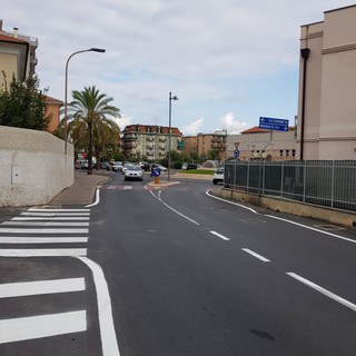 Loano, al via i lavori di rifacimento della segnaletica orizzontale