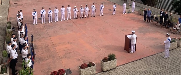 Savona, la Capitaneria di Porto-Guardia Costiera celebra la Giornata della Marina Militare (FOTO) Savona, la Capitaneria di Porto-Guardia Costiera celebra la Giornata della Marina Militare (FOTO)