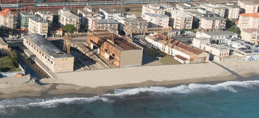 Il rendering della spiaggia dei cantieri Solimano