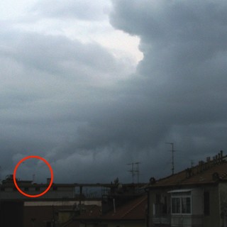 Spegnamo le lampadine, accendiamo il cervello.