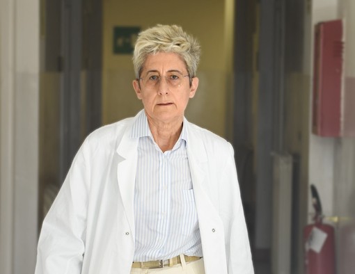 Tiziana Tassinari, primaria del Santa Corona, va in pensione: "Lascio una squadra che ha fatto tanto per la Neurologia" Tiziana Tassinari, primaria del Santa Corona, va in pensione: "Lascio una squadra che ha fatto tanto per la Neurologia"