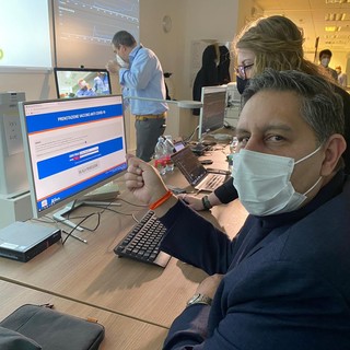 Covid, l'8 luglio open night Pfizer. Toti: " Via alla campagna per sensibilizzare gli indecisi"