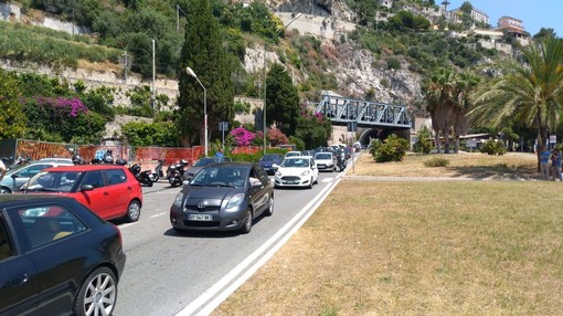 Frontalieri liguri, Mulè (FI): "Il mio impegno per sanare l'ingiustizia non si ferma" Frontalieri liguri, Mulè (FI): "Il mio impegno per sanare l'ingiustizia non si ferma"