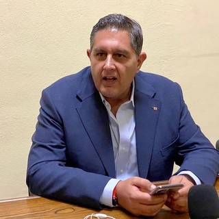 Rigassificatore, Toti su riunione sindaci savonesi: "Incontro che fa pensare a ostruzionismo politico o meeting tra vecchi amici del Pd”