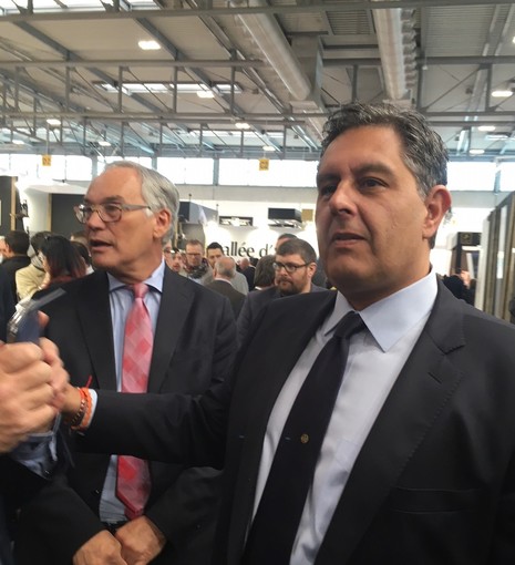 Giovanni Toti incontra i produttori a Verona Fiere