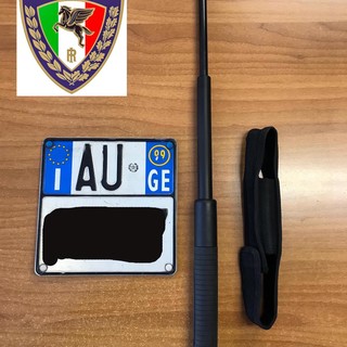 Guidava armato, senza patente e con targa falsificata: denunciato dalla Polizia Locale di Ceriale
