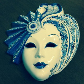 Nella foto: il trofeo Elmo Bazzano