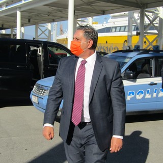 Ospedale San Paolo di Savona, Toti: "Un nuovo angiografo e via al concorso di Neurologia per l’attivazione del Centro Ictus"