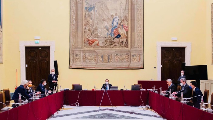 Consultazioni, Toti: "Vaccini e capacità di spesa: parlato con Draghi di cose concrete"