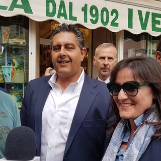 Sanità: proteste verso Toti e Viale ad Alassio, ma alla fine si trova un punto di incontro (FOTO e VIDEO)