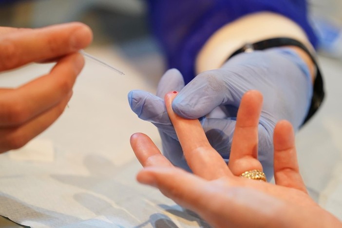 Coronavirus, in Liguria 1.172 nuovi positivi su 7.022 tamponi