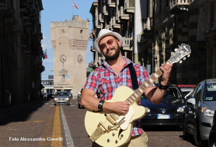 Loano, "The Overpass Live Sessions" compie un anno con "La Piccola Orchestra Invisibile" Loano, "The Overpass Live Sessions" compie un anno con "La Piccola Orchestra Invisibile"