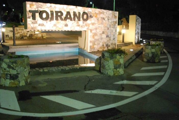 Importanti interventi alla viabilità nel Comune di Toirano Importanti interventi alla viabilità nel Comune di Toirano