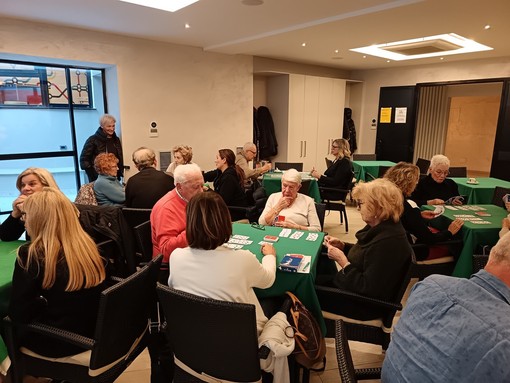 Alassio, successo per la prima edizione del Torneo natalizio di Burraco