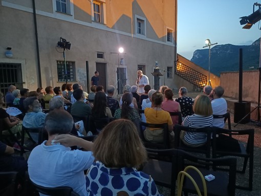 Finale Ligure, arte e cultura al Forte San Giovanni: musica, teatro, cinema e una mostra fotografica tra le mura del monumento Finale Ligure, arte e cultura al Forte San Giovanni: musica, teatro, cinema e una mostra fotografica tra le mura del monumento