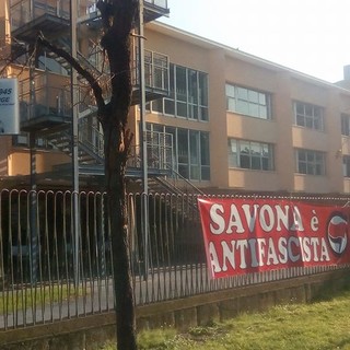 Savona, targa rimossa in Piazza delle Nazioni, assessore Santi: “Le regole vanno rispettate”