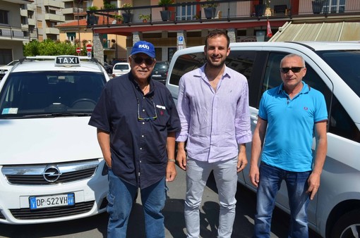 Andora, i taxisti offrono corse gratuite in occasione della "Festa delle Erbe"