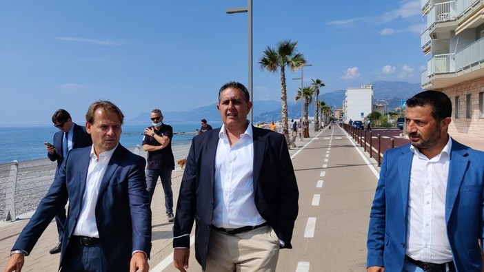 Aurelia Bis, Toti a Paita: “Lavoriamo insieme per spingere Anas a realizzare intervento rapidamente” Aurelia Bis, Toti a Paita: “Lavoriamo insieme per spingere Anas a realizzare intervento rapidamente”