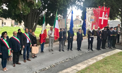 Savona, proseguono le celebrazioni per il "Transylvania". Questa mattina la cerimonia al Cimitero di Zinola