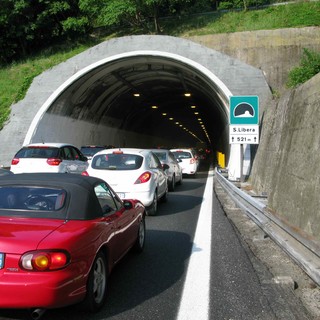 Autostrade per l'Italia: traffico intenso per le partenze di Natale