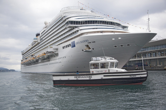 Nuova motobarca per il Gruppo Ormeggiatori Savona Nuova motobarca per il Gruppo Ormeggiatori Savona