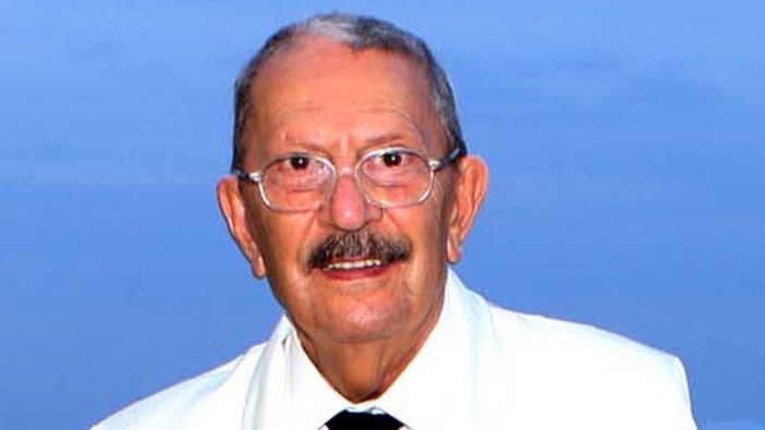 Alassio perde un altro simbolo dei suoi anni d'oro: addio al barman Ugo Silveri Alassio perde un altro simbolo dei suoi anni d'oro: addio al barman Ugo Silveri