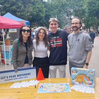 Un gruppo di giovani Leo