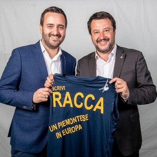 "Votare Lega e scrivere Racca vuol dire avere una persona a Bruxelles che faccia i nostri interessi, gli interessi del Nord-Ovest"