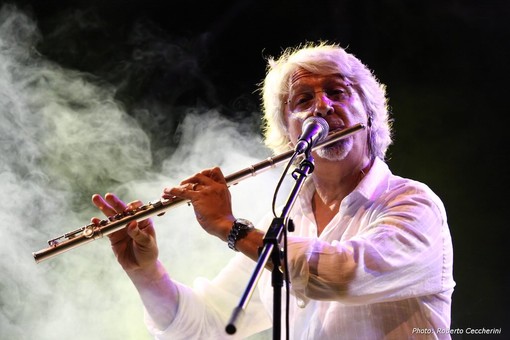 Diocesi Savona-Noli, il 18 luglio musiche di De Scalzi e De Andrè nel chiostro dei Carmelitani Diocesi Savona-Noli, il 18 luglio musiche di De Scalzi e De Andrè nel chiostro dei Carmelitani