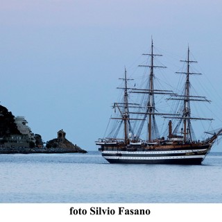 Amerigo Vespucci, la novantenne Nave più bella del Mondo ad Alassio