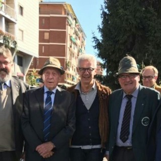 Vaccarezza a Saluzzo per il 20° raggruppamento Alpini: "Le Penne Nere sono un esempio da seguire" Vaccarezza a Saluzzo per il 20° raggruppamento Alpini: "Le Penne Nere sono un esempio da seguire"