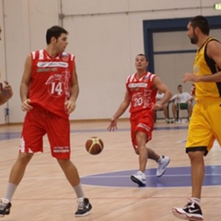 Serie B dilettanti pallacanestro: Riviera Tirreno Power a Castelfiorentino per la gara 2 play off